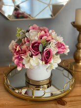 Cargar imagen en el visor de la galería, Arreglo Petit Pink/White - Marycielo Mendoza Design