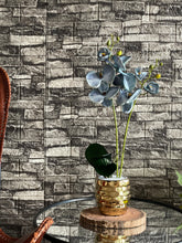 Cargar imagen en el visor de la galería, Arreglo Orquídea Wild Blue - Marycielo Mendoza Design