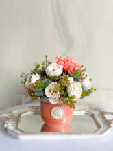 Cargar imagen en el visor de la galería, Arreglo Filippa - Marycielo Mendoza Design